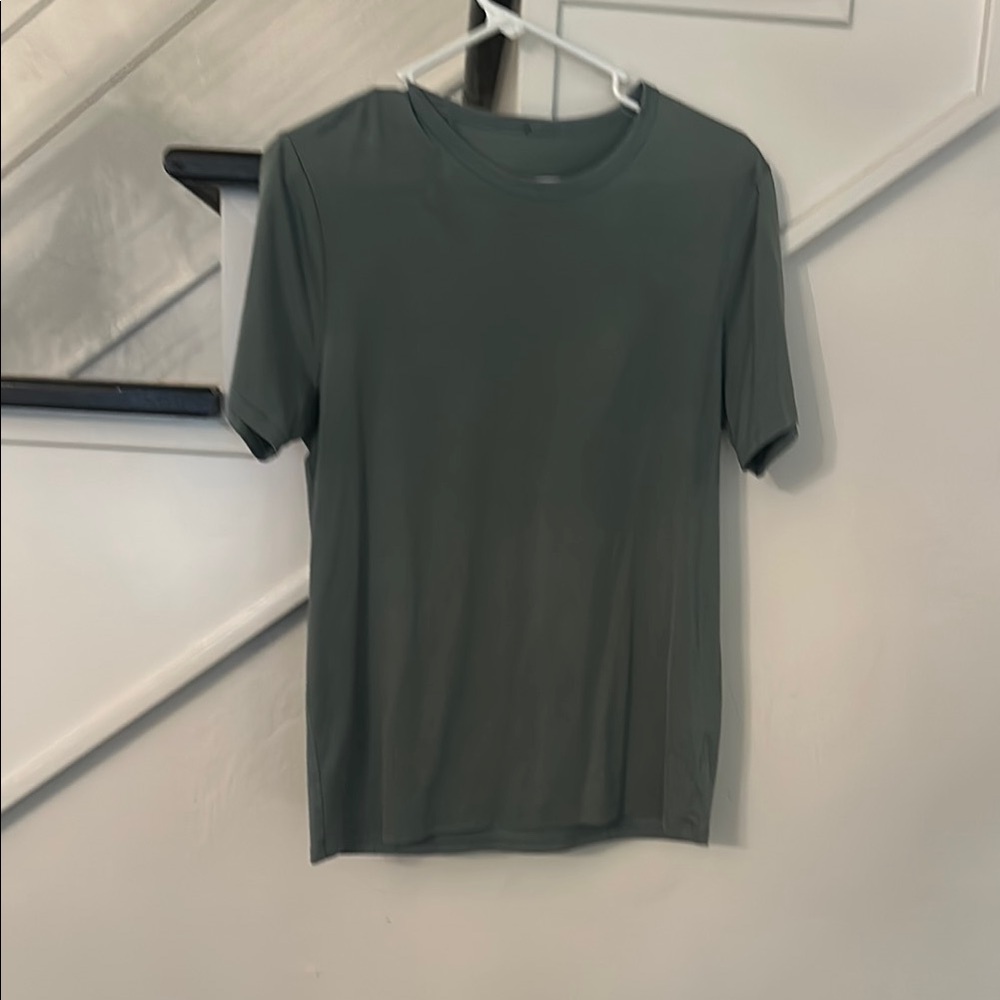 Men's Olive Green T-Shirt